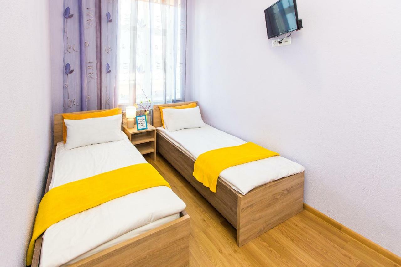 Modern 2Br Apartment In Central Lviv Eksteriør bilde