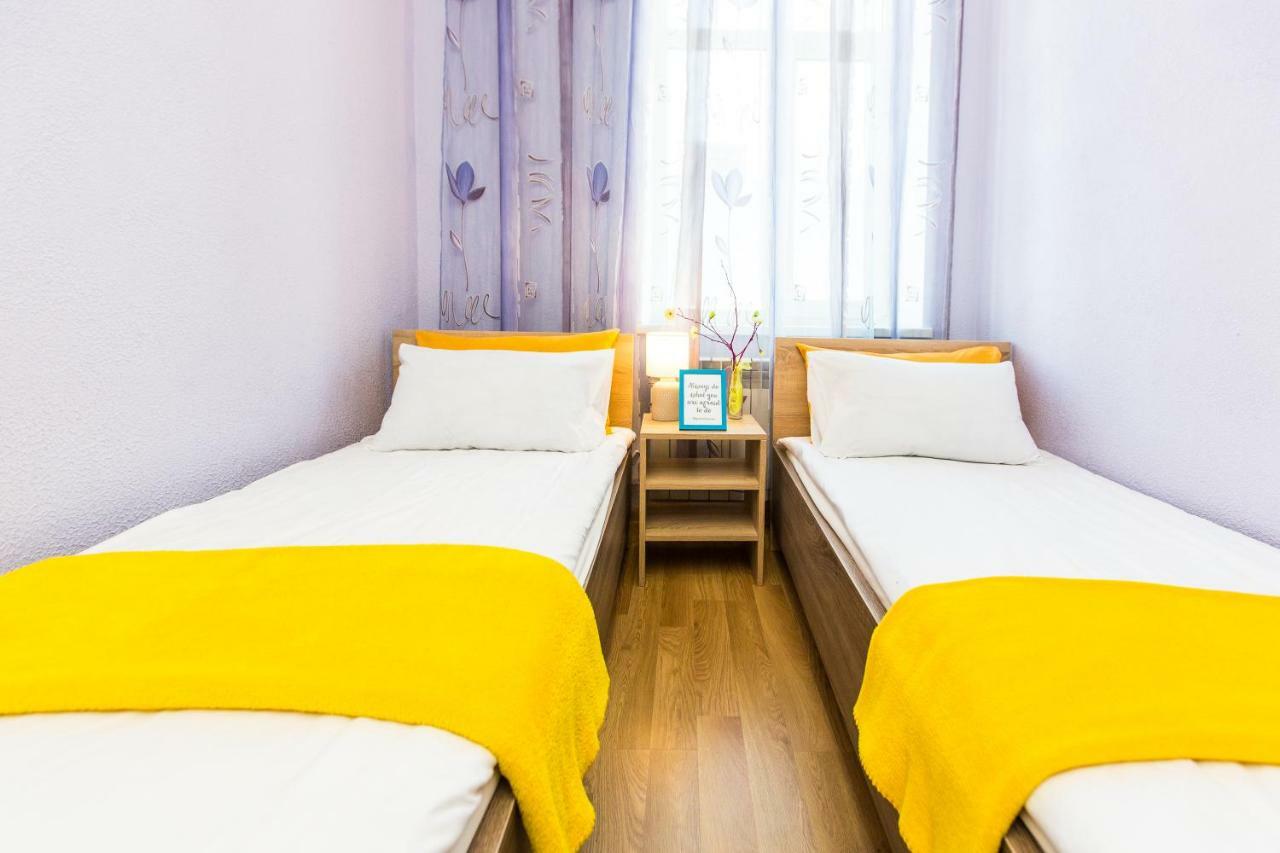 Modern 2Br Apartment In Central Lviv Eksteriør bilde